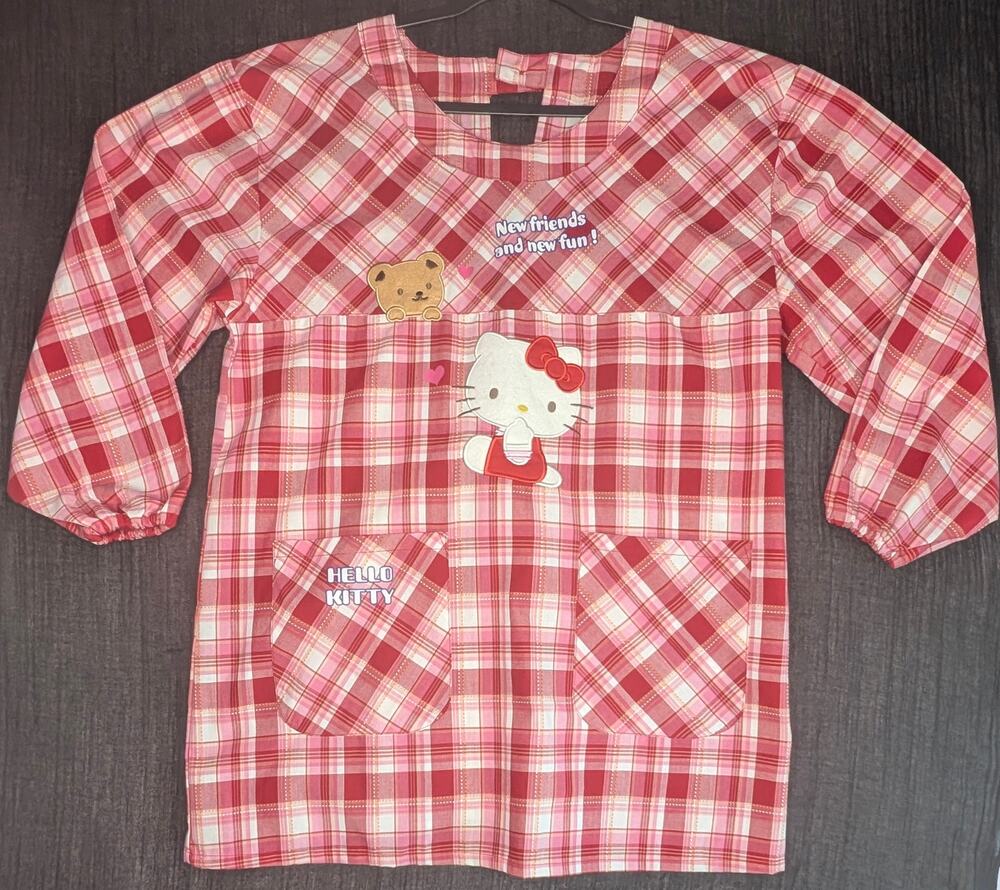 NWOT Hello Kitty Plaid Smock Apron Kappogi Only In Japan Sanrio Nursery Teacher